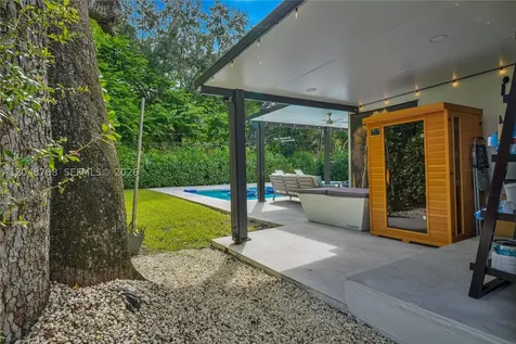 7521 SW 63rd Court South Miami FL 33143