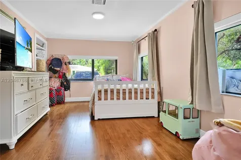 7521 SW 63rd Court South Miami FL 33143