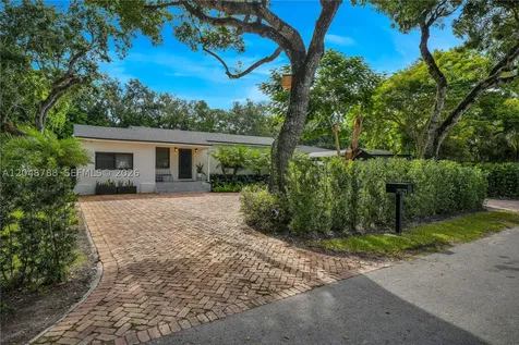 7521 SW 63rd Court South Miami FL 33143