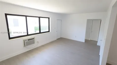 811 81st Street Miami Beach FL 33141
