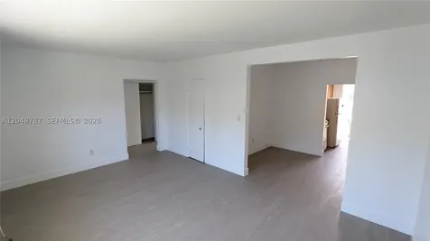 811 81st Street Miami Beach FL 33141