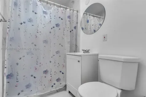 6084 E 7th Avenue Hialeah FL 33013