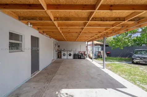 6084 E 7th Avenue Hialeah FL 33013
