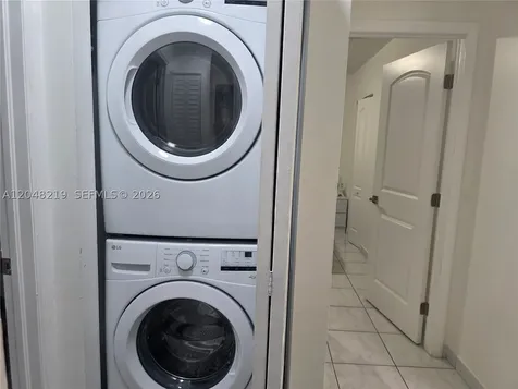 523 W 68th Street Hialeah FL 33014