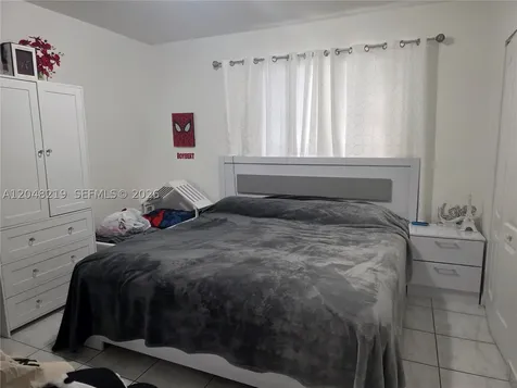 523 W 68th Street Hialeah FL 33014
