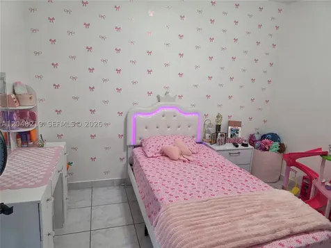 523 W 68th Street Hialeah FL 33014