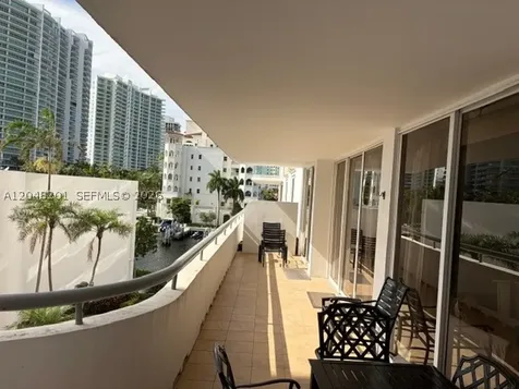 19707 Turnberry Way Aventura FL 33180