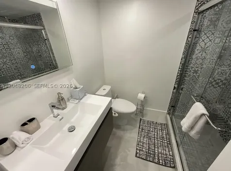 5161 Collins Avenue Miami Beach FL 33140