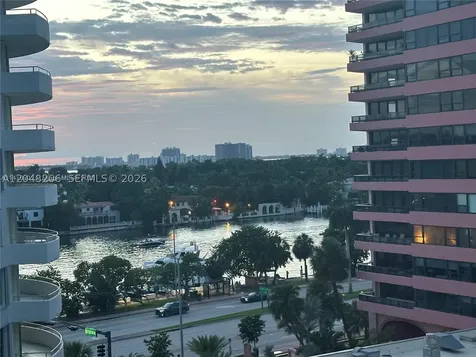 5161 Collins Avenue Miami Beach FL 33140