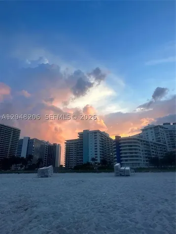 5161 Collins Avenue Miami Beach FL 33140