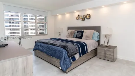 5161 Collins Avenue Miami Beach FL 33140