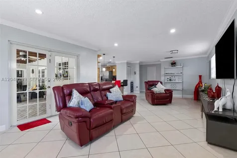 14012 SW 38th Terrace Miami FL 33175