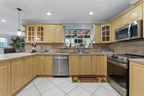 14012 SW 38th Terrace Miami FL 33175