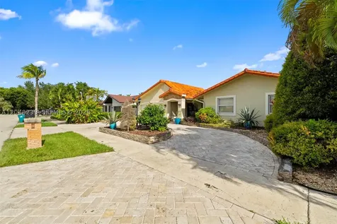 14012 SW 38th Terrace Miami FL 33175