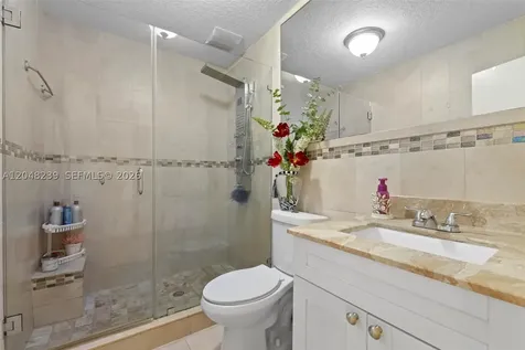 14012 SW 38th Terrace Miami FL 33175