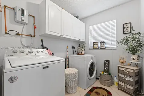 14012 SW 38th Terrace Miami FL 33175