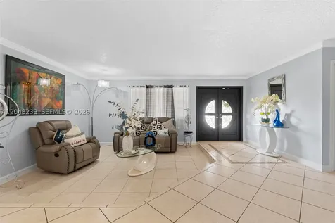 14012 SW 38th Terrace Miami FL 33175