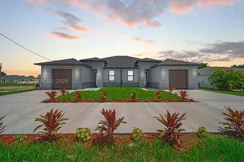 1315/1317 Diplomat Parkway E Cape Coral FL 33909