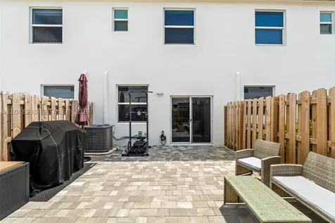 12204 NW 23rd Court Miami FL 33167