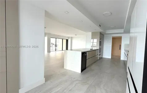 1800 NE 114th North Miami FL 33181