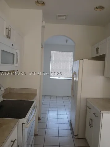 6041 SW 19 Place North Lauderdale FL 33068