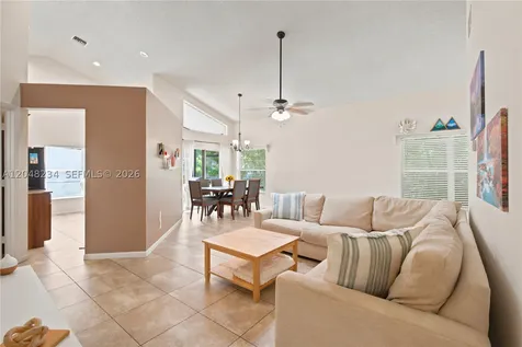 2810 NW 70th Avenue Margate FL 33063