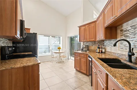 2810 NW 70th Avenue Margate FL 33063