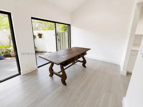 3074 Aviation Avenue Miami FL 33133