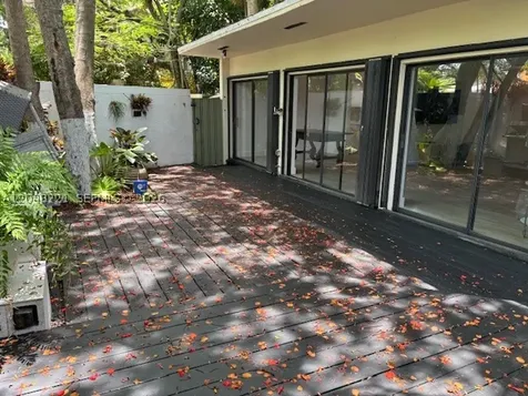 3074 Aviation Avenue Miami FL 33133