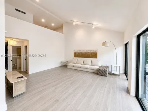 3074 Aviation Avenue Miami FL 33133