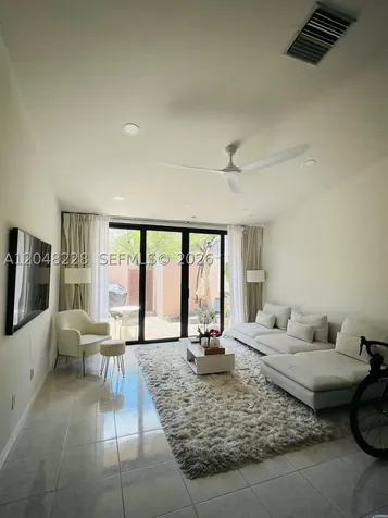 1269 NW 123rd Avenue Pembroke Pines FL 33026
