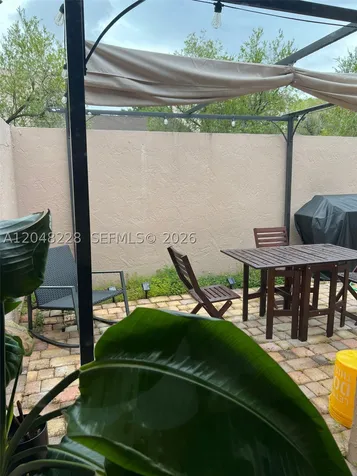 1269 NW 123rd Avenue Pembroke Pines FL 33026