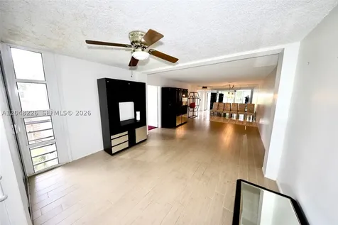 1831 Sabal Palm Drive Davie FL 33324