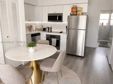 810 7th Street Miami Beach FL 33139