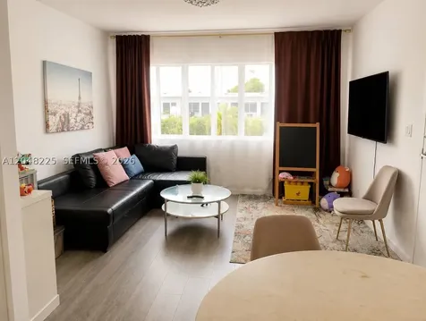 810 7th Street Miami Beach FL 33139
