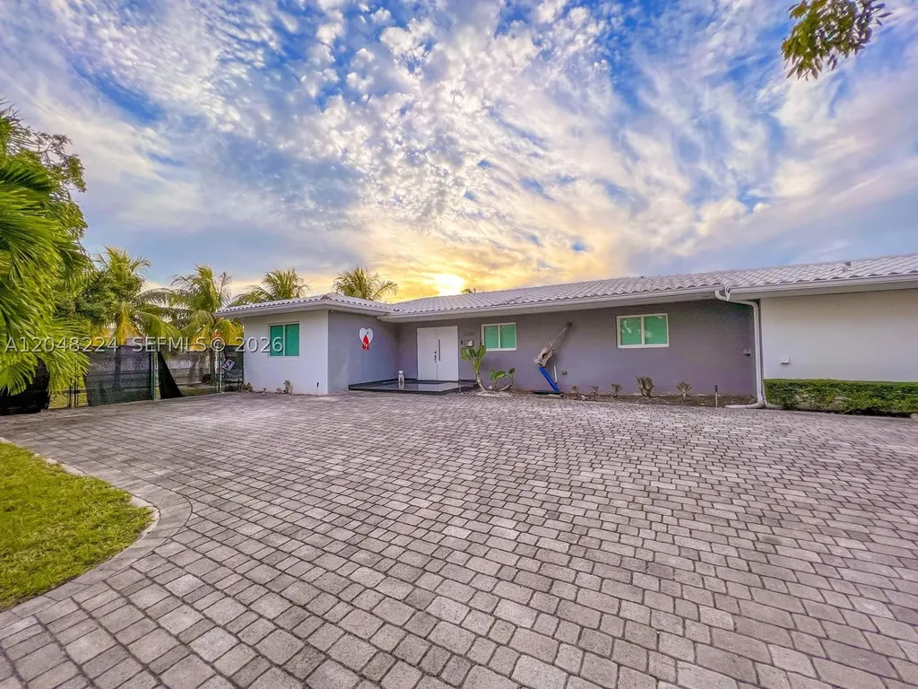 North Miami FL 33181