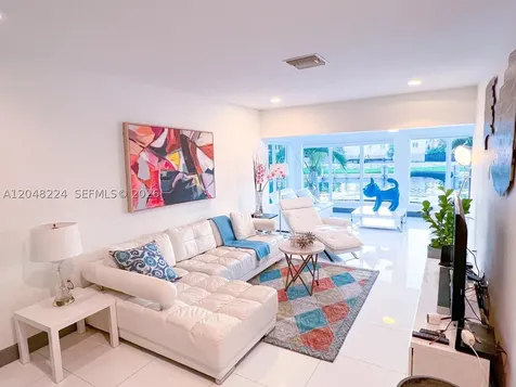 North Miami FL 33181