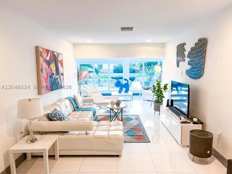 North Miami FL 33181