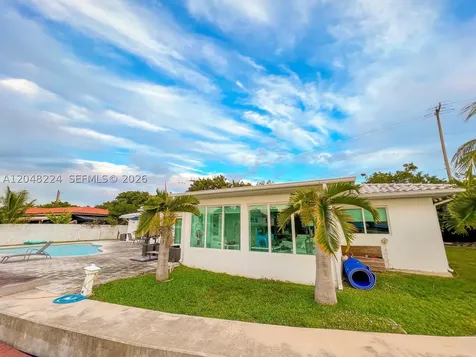 North Miami FL 33181