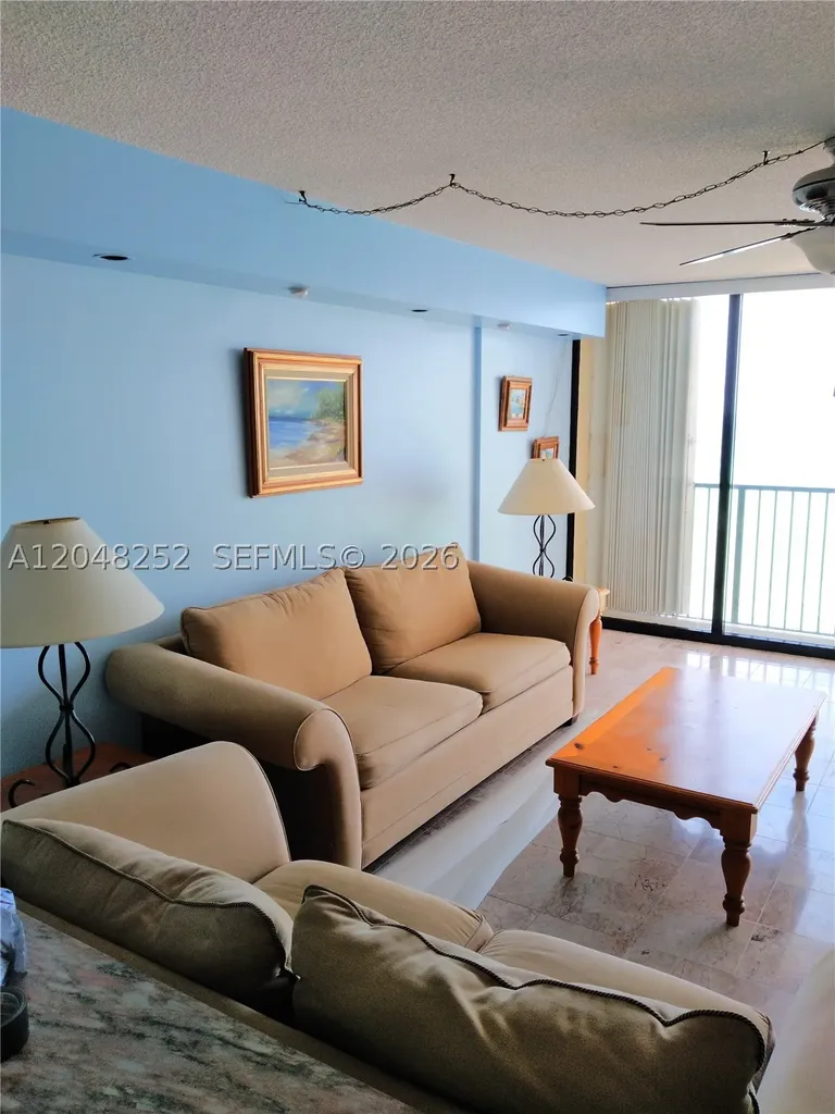 2101 S Ocean Drive Hollywood FL 33019