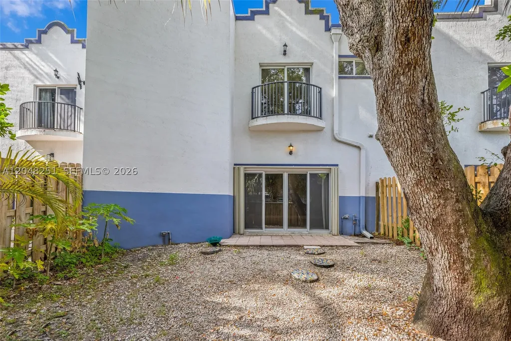 2929 SW 18th Terrace Fort Lauderdale FL 33315