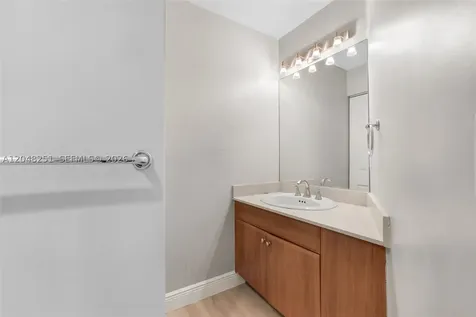 2929 SW 18th Terrace Fort Lauderdale FL 33315