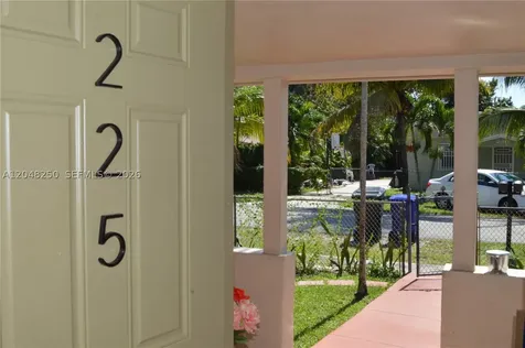 225 NE 171st Terrace North Miami Beach FL 33162