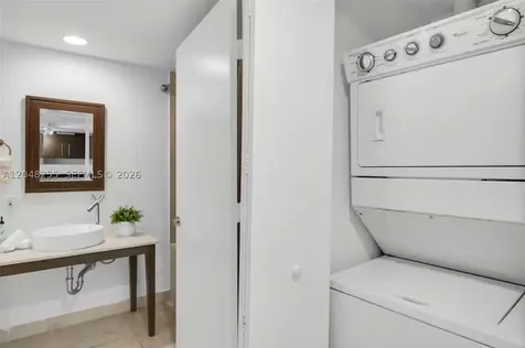 485 Brickell Avenue Miami FL 33131