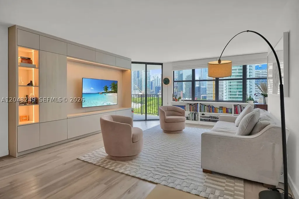 1901 Brickell Avenue Miami FL 33129