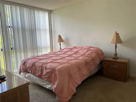 17011 N Bay Road Sunny Isles Beach FL 33160