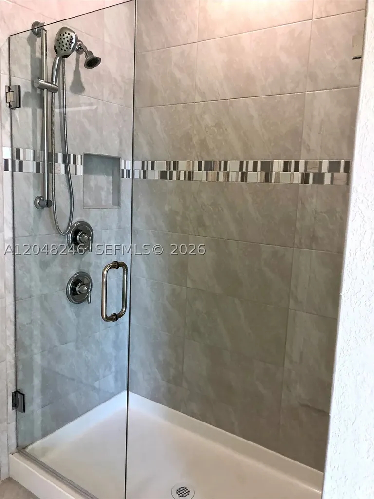 4984 Greenway Drive Hollywood FL 33021