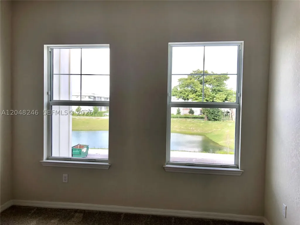 4984 Greenway Drive Hollywood FL 33021
