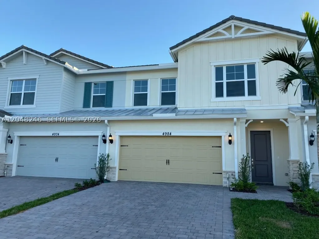 4984 Greenway Drive Hollywood FL 33021