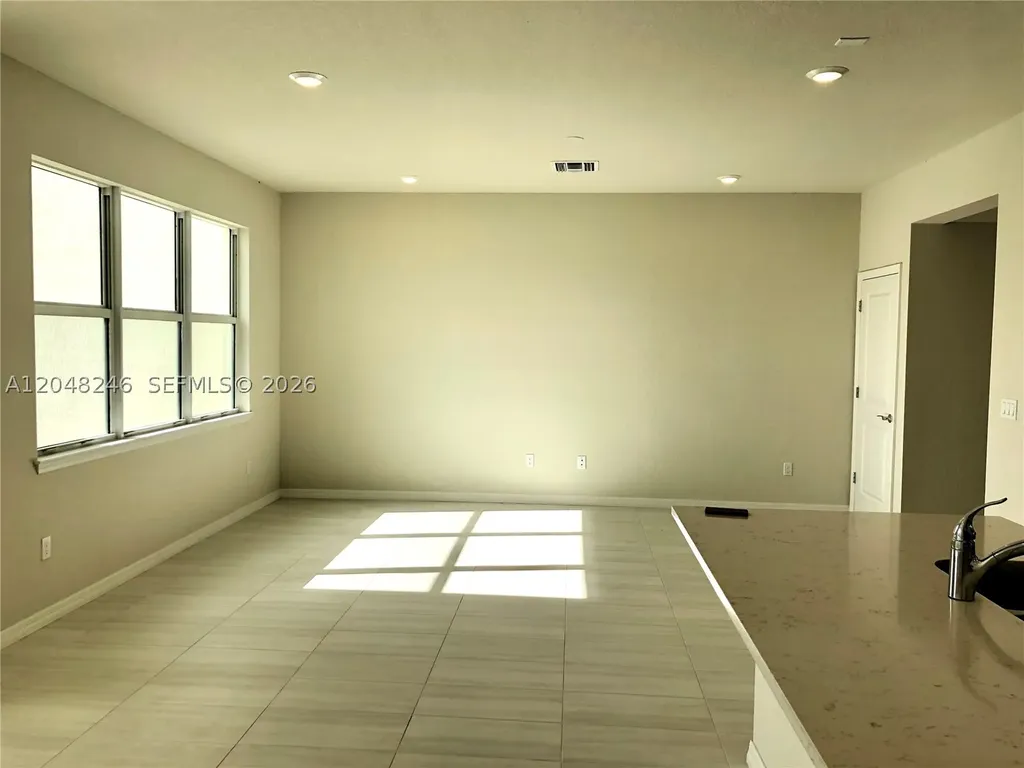 4984 Greenway Drive Hollywood FL 33021